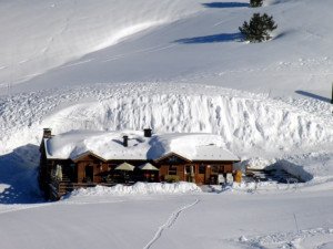 Las estaciones de esquí de Baqueira Beret y Astún alargan la temporada