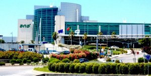 La CE denuncia a Portugal por incumplir directivas en los aeropuertos de Lisboa, Faro y Oporto