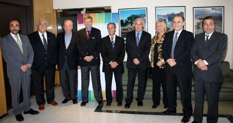 Argentina y Uruguay se postularán como sede para el centenario del evento deportivo. 