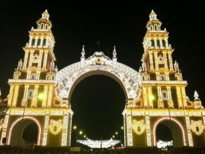 Los viajes en tren a Sevilla se disparan más de un 30% con motivo de la Feria de Abril