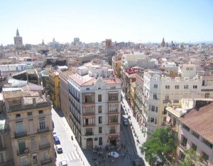 Casi 400 edificios catalogados de Ciutat Vella podrán albergar un hotel