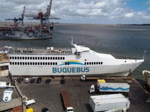 Aumentó 18.6% el tráfico fluvial de pasajeros entre Buenos Aires y Montevideo
