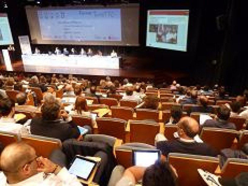 Participantes en el Forum TurisTIC, que se celebra en el Caixa Forum de Barcelona.