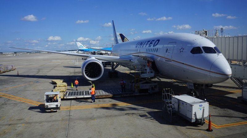 United retomó sus vuelos con los Boeing 787 Dreamliner.