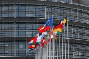 El turismo está al borde del colapso: eurodiputados piden a la UE que actúe