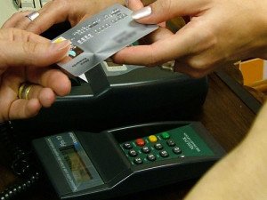 Agencias de Argentina piden que se discriminen los gastos turísticos en tarjetas de crédito