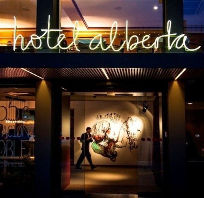 El hotel Alberta Barcelona se ha incorporado a Mercure en régimen de franquicia tras el acuerdo firmado entre la marca del grupo Accor y Diagonal Hotels.