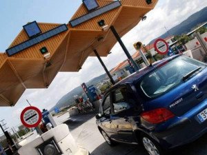 Autopistas en quiebra: Fomento pide "consenso y sacrificio de todos"