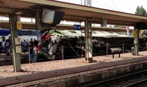 Al menos siete personas muertas y más de 60 heridas en un accidente de tren en Francia