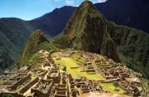 Perú quiere convertir el turismo en su primera industria