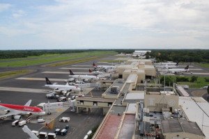 Avianca anuncia 60 nuevos vuelos semanales en El Salvador
