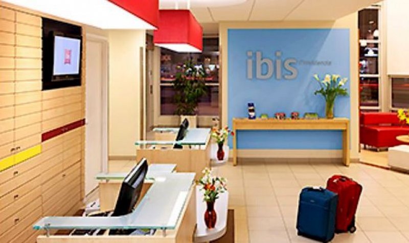 En Chile Accor cuenta con hoteles de la marca Ibis, Novotel y Mercure.