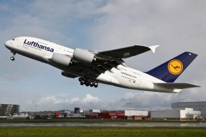 El grupo Lufthansa transporta 59,77 millones de viajeros hasta julio, un 0,2% menos