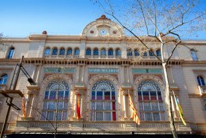 Caixabank, Telefónica, Damm y Barça debatirán sobre turismo