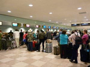 Sin carros portaequipajes en el Aeropuerto de Barcelona-El Prat