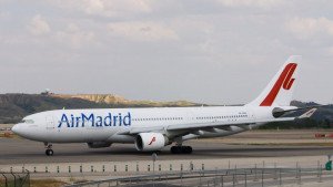 Justicia condena a Air Madrid por la quiebra que afectó a pasajeros chilenos