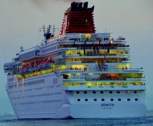 Ibero Cruceros cancela embarques desde Montevideo para temporada 2014