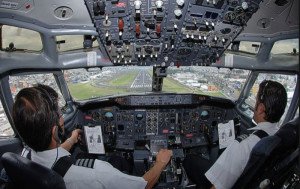 Pilotos de Avianca no realizarán trabajos suplementarios