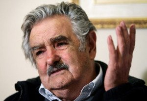 Agencias de Uruguay exigen a Mujica que se retracte: trató al sector de “moralmente delictivo”