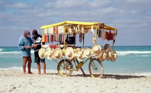 Cuba: turismo interno compensa la baja de visitantes extranjeros