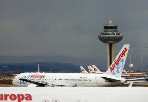 Air Europa aumenta sus pasajeros un 16% e Iberia pierde un 33%