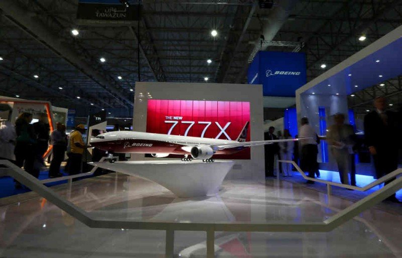 Presentación de Boeing 777x en el Salón Aeronáutico de Dubai, el nuevo doble pasillo de la fábrica estadounidense, aún en fase de planificación.