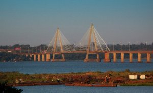 Municipios de Paraguay y Argentina piden nuevo puente para potenciar turismo