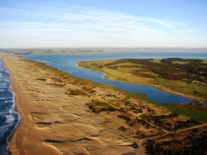 Uruguay busca ordenar actividad turística y desarrollo agroindustrial en el Este del país