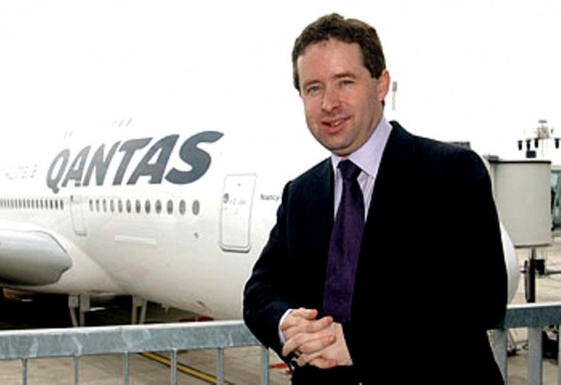 Qantas recortará 1.000 puestos de trabajo. Su CEO, Alan Joyce, aceptará una reducción salarial. 
