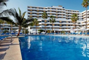 Covivio se reactiva en España con la compra del Iberostar Las Dalias