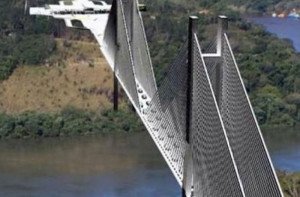 Paraguay espera que obra de segundo puente con Brasil se adjudique en marzo