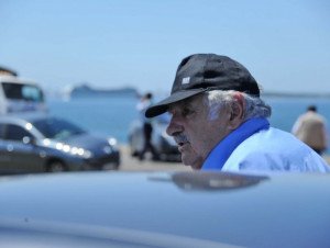 Mujica pide que grandes empresas “no exageren” con el remarque de precios