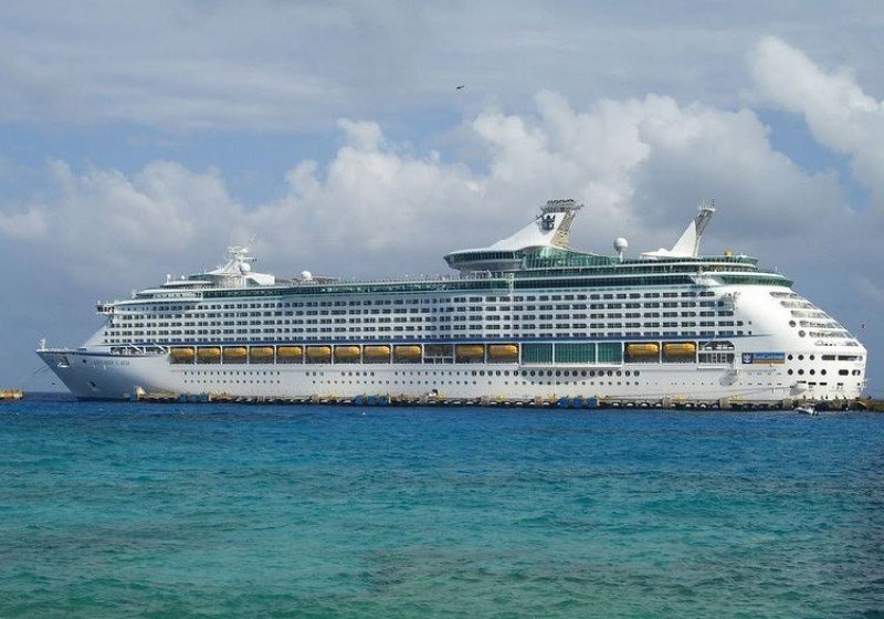 Royal Caribbean reembolsará el 50% de la tarifa a pasajeros que enfermaron