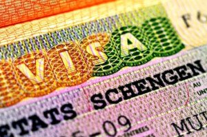 Eliminación de visa Schengen para Colombia y Perú sería en abril