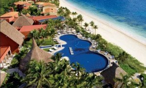 Premian a ocho hoteles de AMResorts en el Caribe