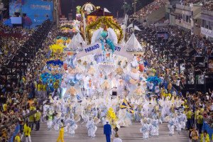 Río de Janeiro recibirá US$ 950 millones en Carnaval