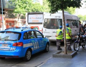 CNRT secuestra micros y combis turísticas por falta de habilitación