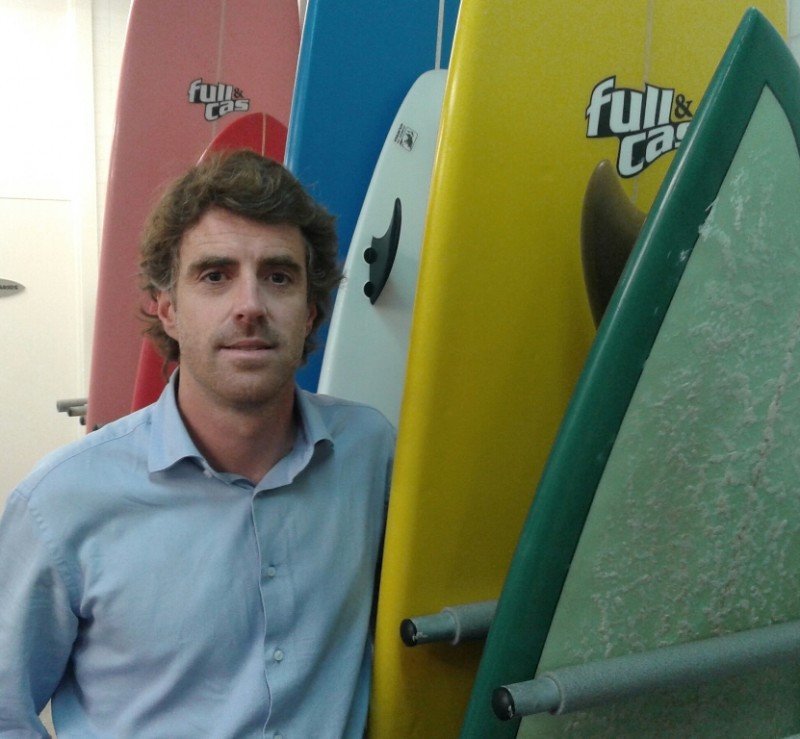 Luis Cayón, gerente del Plan de Competitividad Turístico de surf de Ribamontán al Mar, Cantabria.