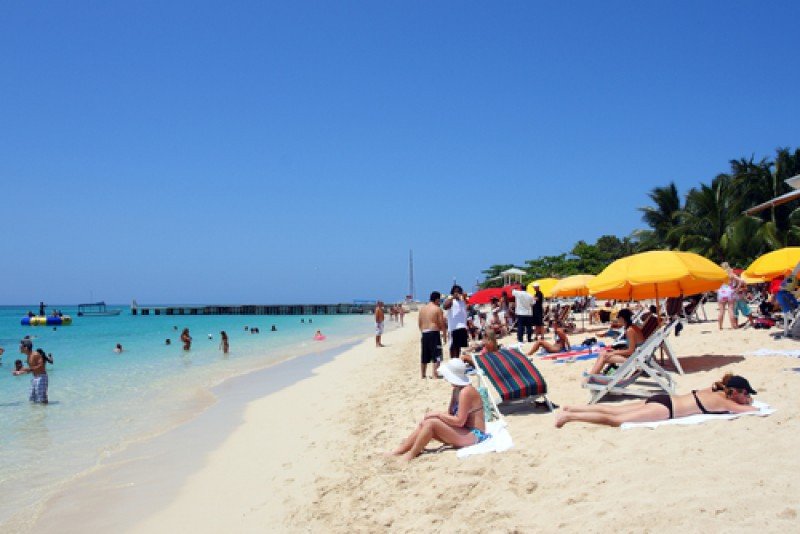 Playa en Montego Bay, Jamaica. #shu#