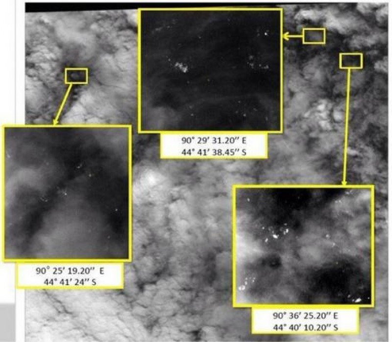 Imágenes de satélite guían la búsqueda de restos en el océano.