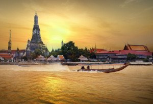 Tailandia: Exteriores aconseja viajar con extrema precaución mientras Bangkok habla de normalidad