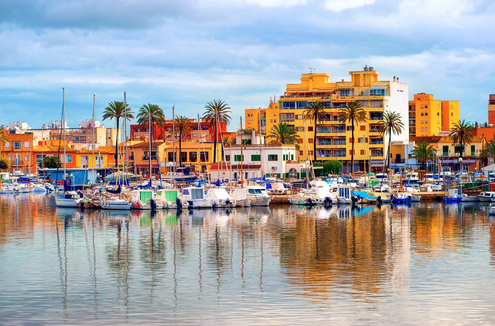 Los turistas internacionales descendieron un 31,6% en marzo en Baleares. #shu#