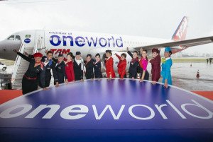 TAM y US Airways suman 120 millones de pasajeros a la alianza oneworld