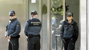 Detienen a nueve personas en el caso de presunta malversación en el AVE a Barcelona 