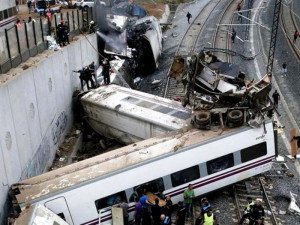 Imputan a 11 ex directivos de Adif por el accidente de tren en Santiago