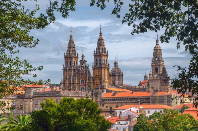 Santiago de Compostela se ha convertido en la capital mundial del turismo estos días. #shu#