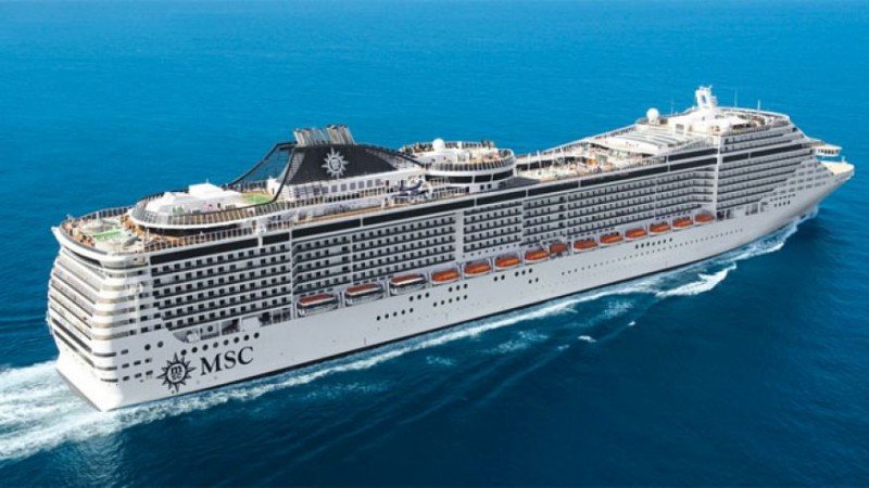 El MSC Divina anclará en el puerto para alojar a 3.500 mexicanos.