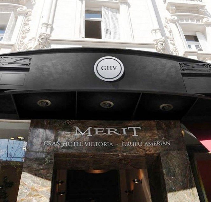 La cadena argentina llega a Uruguay con su marca Mérit.