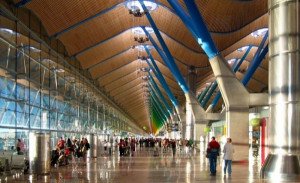 Aena Aeropuertos es privatizada en un 49% y sale a Bolsa en noviembre 