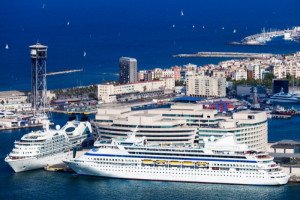 El número de cruceristas cae un 7,8% en Barcelona